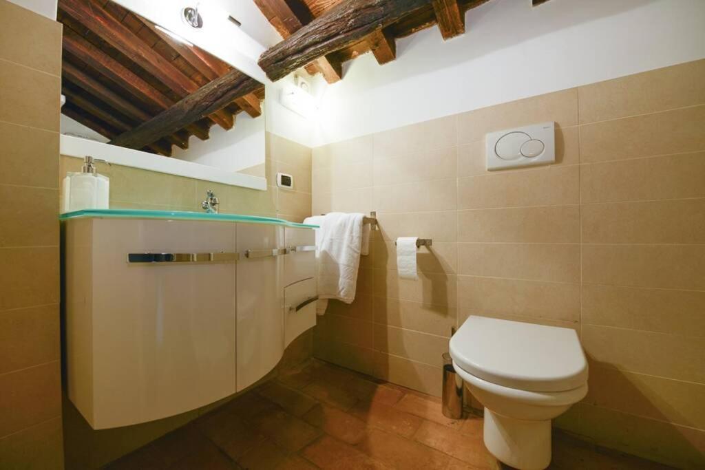 Ibernesi - Charming Apartment At The Roman Forums מראה חיצוני תמונה