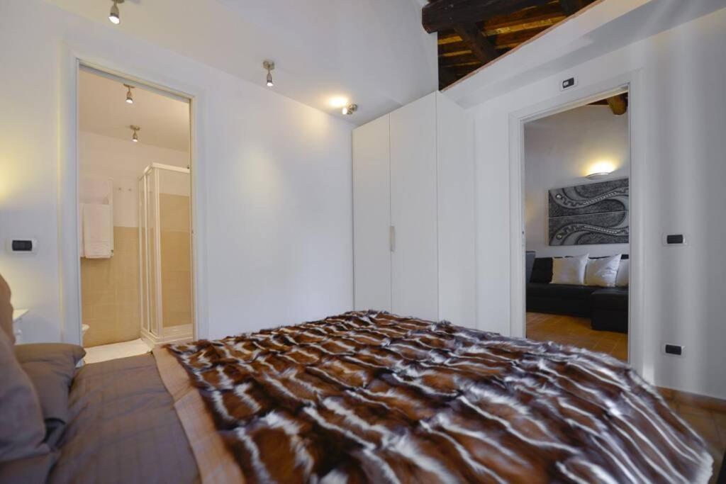 Ibernesi - Charming Apartment At The Roman Forums מראה חיצוני תמונה