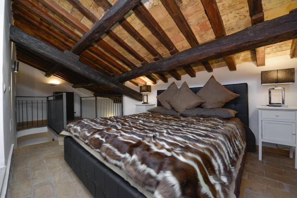Ibernesi - Charming Apartment At The Roman Forums מראה חיצוני תמונה