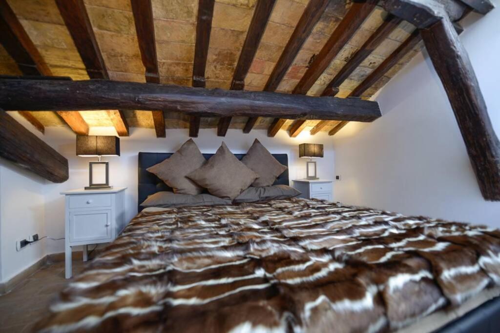 Ibernesi - Charming Apartment At The Roman Forums מראה חיצוני תמונה